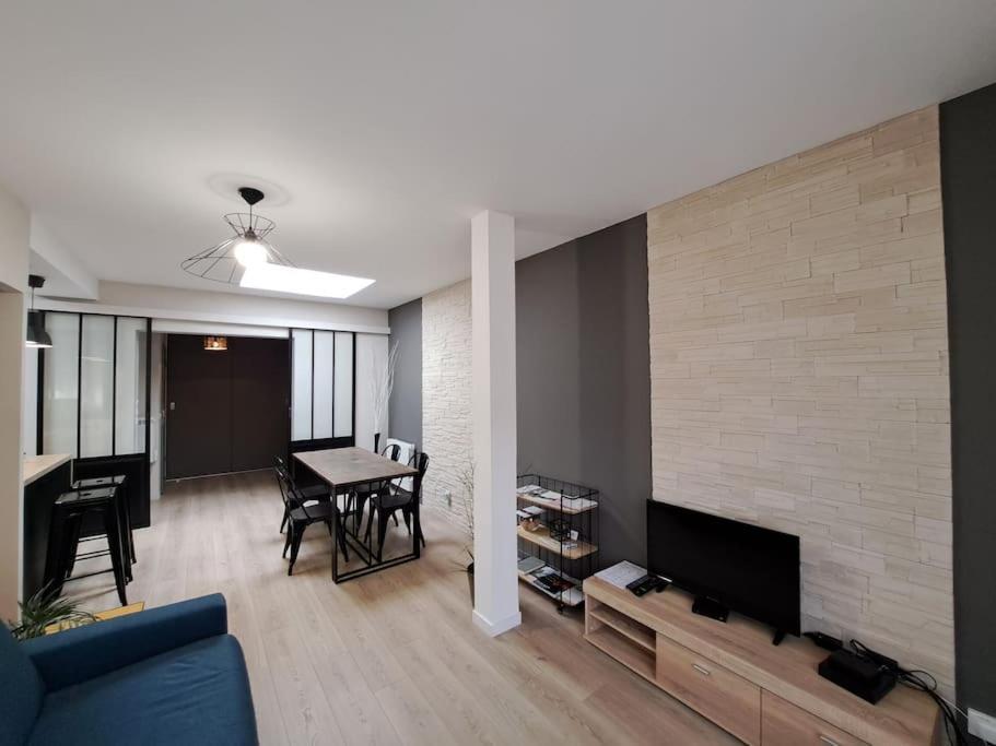 Manhattan, Appartement Calme Reims Esterno foto