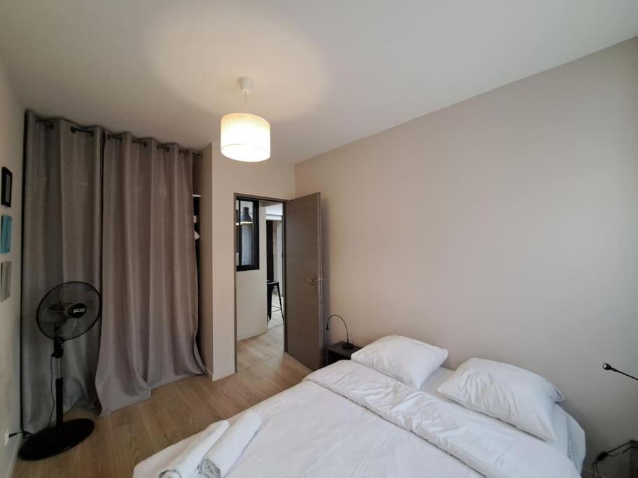 Manhattan, Appartement Calme Reims Esterno foto